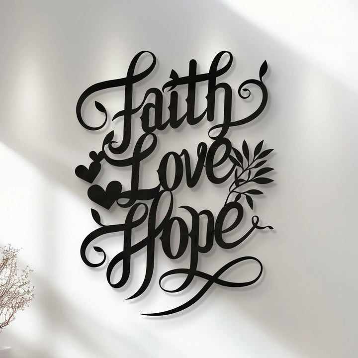 Christianartworkshop Wanddeko aus Metall mit Herz- und Blattmotiven: Schriftzug „Glaube, Liebe, Hoffnung“ - image 1