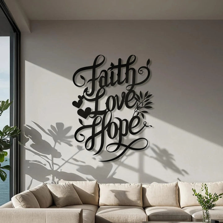 Christianartworkshop Wanddekoration aus Metall mit Schriftzug „Faith Love Hope“ mit Herz- und Blattakzenten - image 2