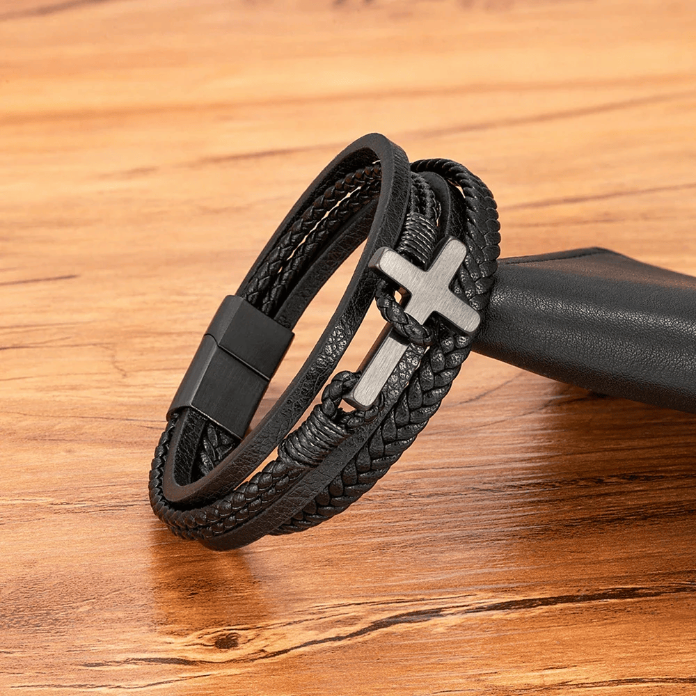 Christianartworkshop Dreifarbiges Edelstahlkreuz und geflochtenes Lederarmband - image 1