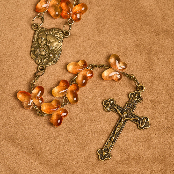 Christianartworkshop Bernsteinfarbene Schmetterlingsperlen mit Kruzifix und Tierrosenkranz der Heiligen Familie - image 10
