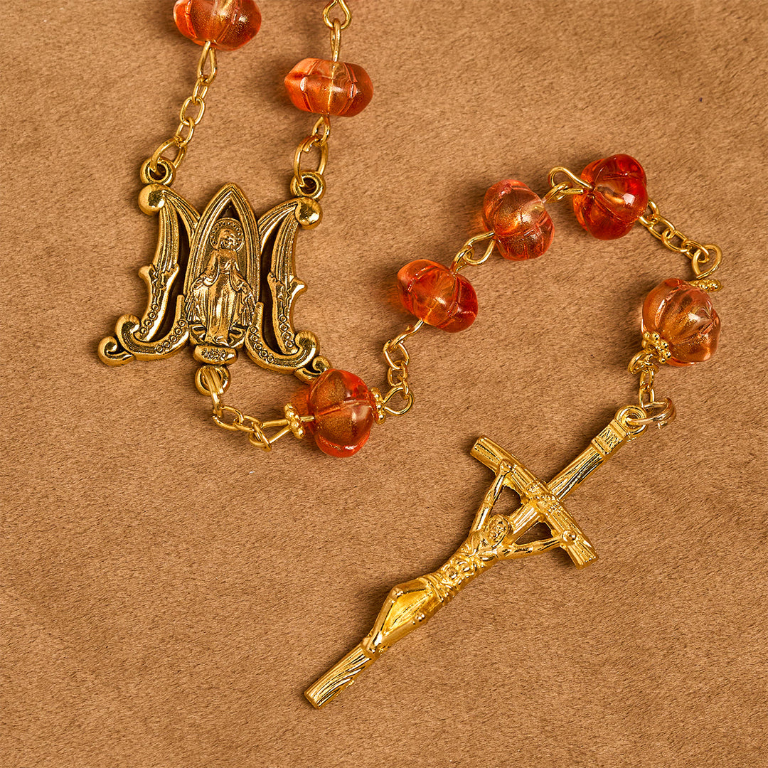 Christianartworkshop Erntedankfest: Rosenkranz aus heiligen Kürbisperlen mit Wundertätiger Medaille und Kreuz - image 10