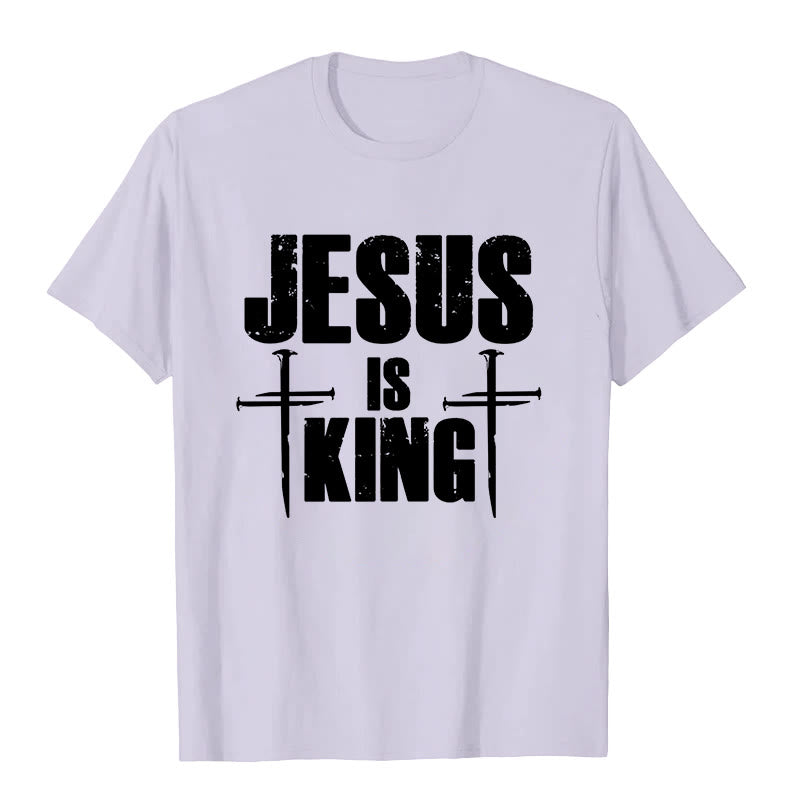Christianartworkshop Jesus ist König 3-Nagel-Kreuz Christliches T-Shirt - Lila - 2XL - image 4