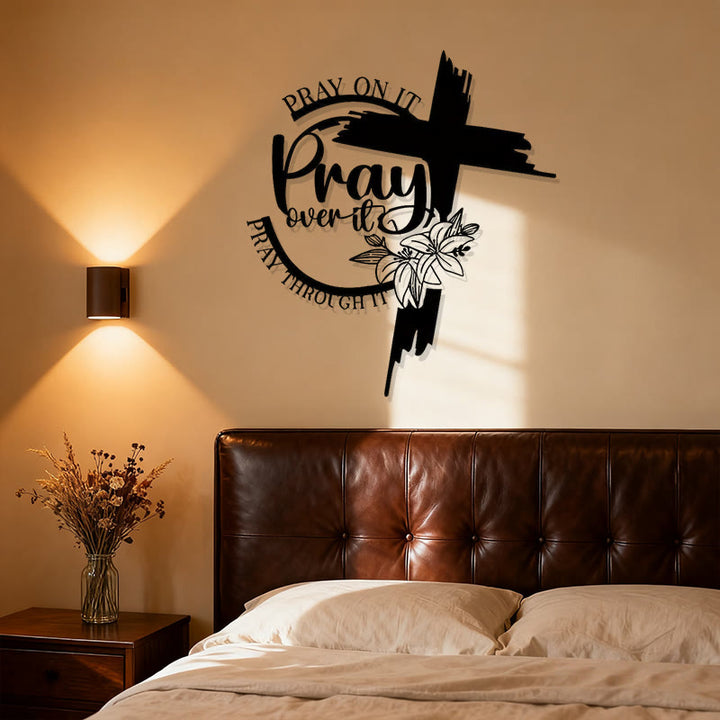 Christianartworkshop Moderner Stil „Pray Over It“-Zitat, inspirierende Wanddekoration aus Metall - image 3