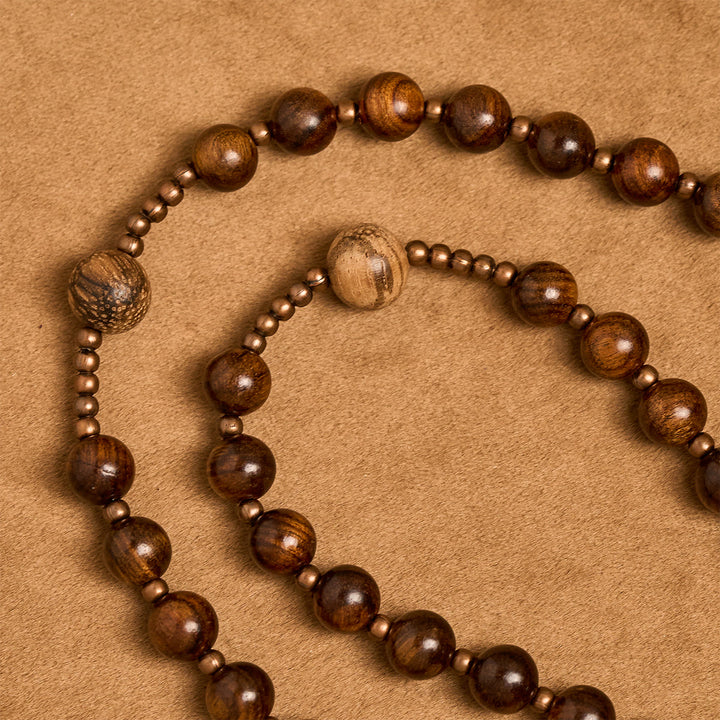 Christianartworkshop Kunsthandwerklicher Rosenkranz aus Holz: Erdfarbene Perlen und Jesus-Kruzifix - image 7