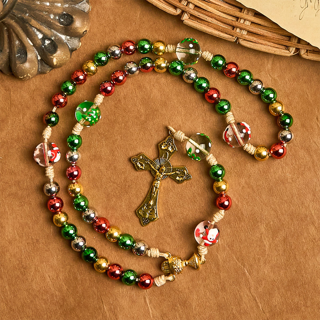 Christianartworkshop Rosenkranz in Weihnachtsstimmung: Bunte Perlen und verziertes goldenes Kruzifix - image 7
