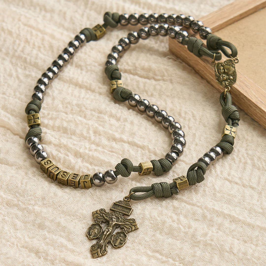 Christianartworkshop Militär – Paracord-Rosenkranz im Stil: Silberfarbene Perlen und Messing JESUS - image 2