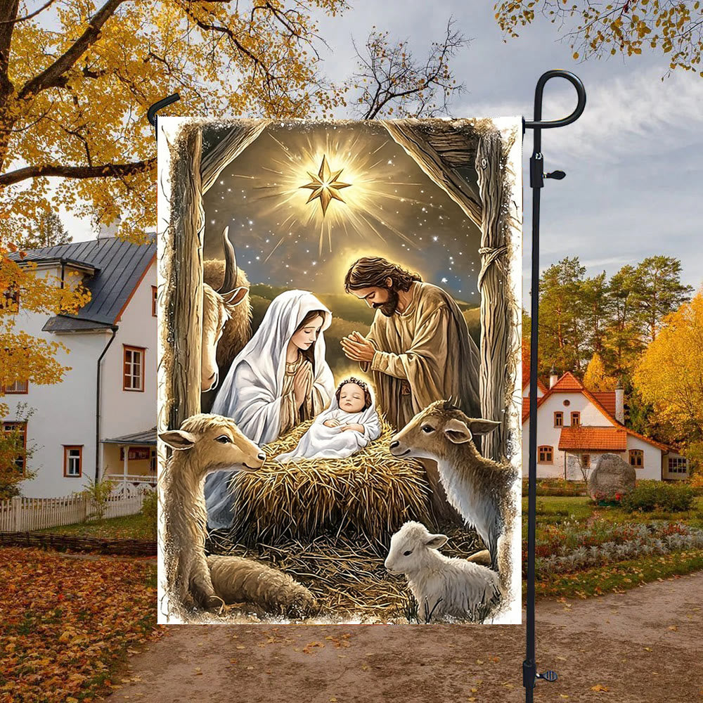 Christianartworkshop Warme Weihnachtsflagge für den Garten: Heilige Familie, Tiere und Stern von Bethlehem - image 4