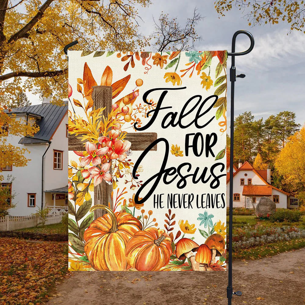 Christianartworkshop Fall for Jesus Herbst-Gartenflagge mit roten Kardinälen und Kürbissen - image 11