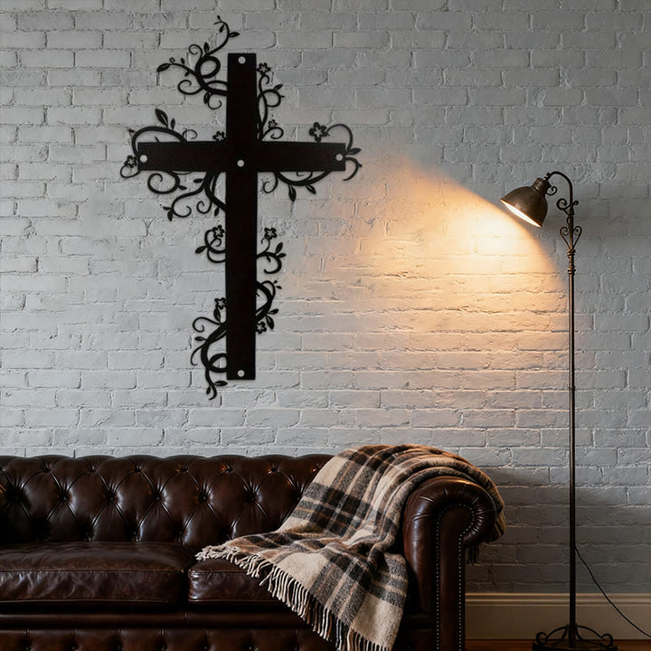 Christianartworkshop Wanddekoration, gotisches Kreuz mit Blumenranke, schwarzes Metall - image 3