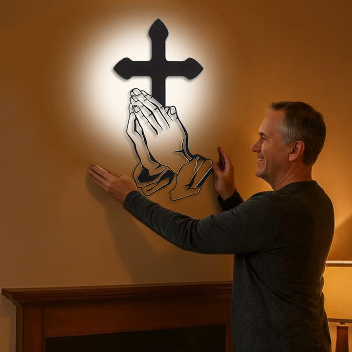Christianartworkshop Klassische betende Hände & Kreuz Wanddekoration aus schwarzem Metall - image 1