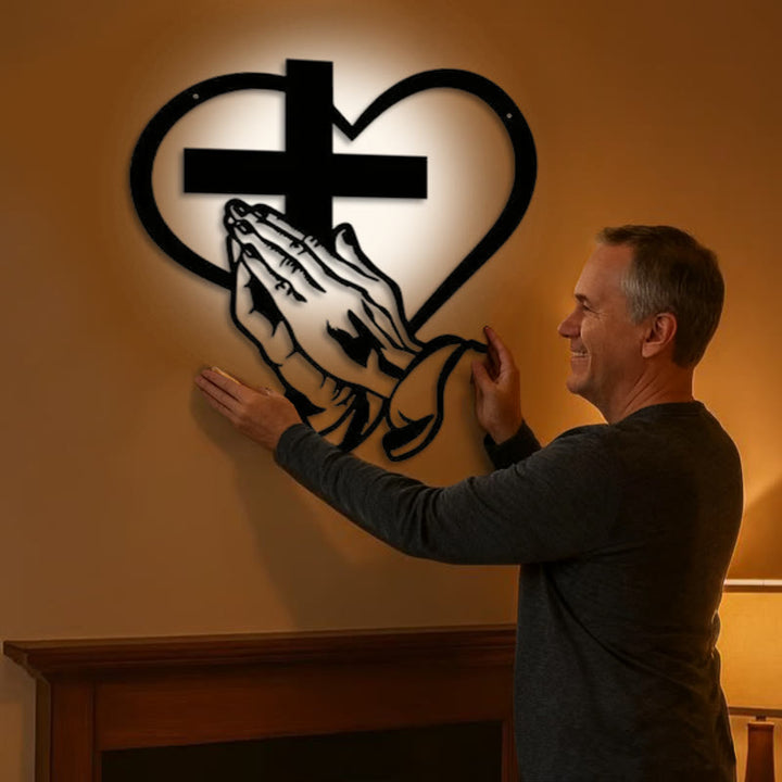 Christianartworkshop Moderne spirituelle betende Hände Herz Kreuz Schwarzes Metall Wanddekoration - image 1