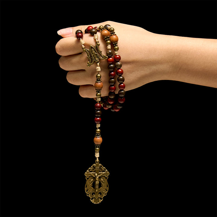 Christianartworkshop Traditioneller Rosenkranz aus Holz im Weihnachtsstil: Erdige Perlen und Bronze-Kruzifix - image 4