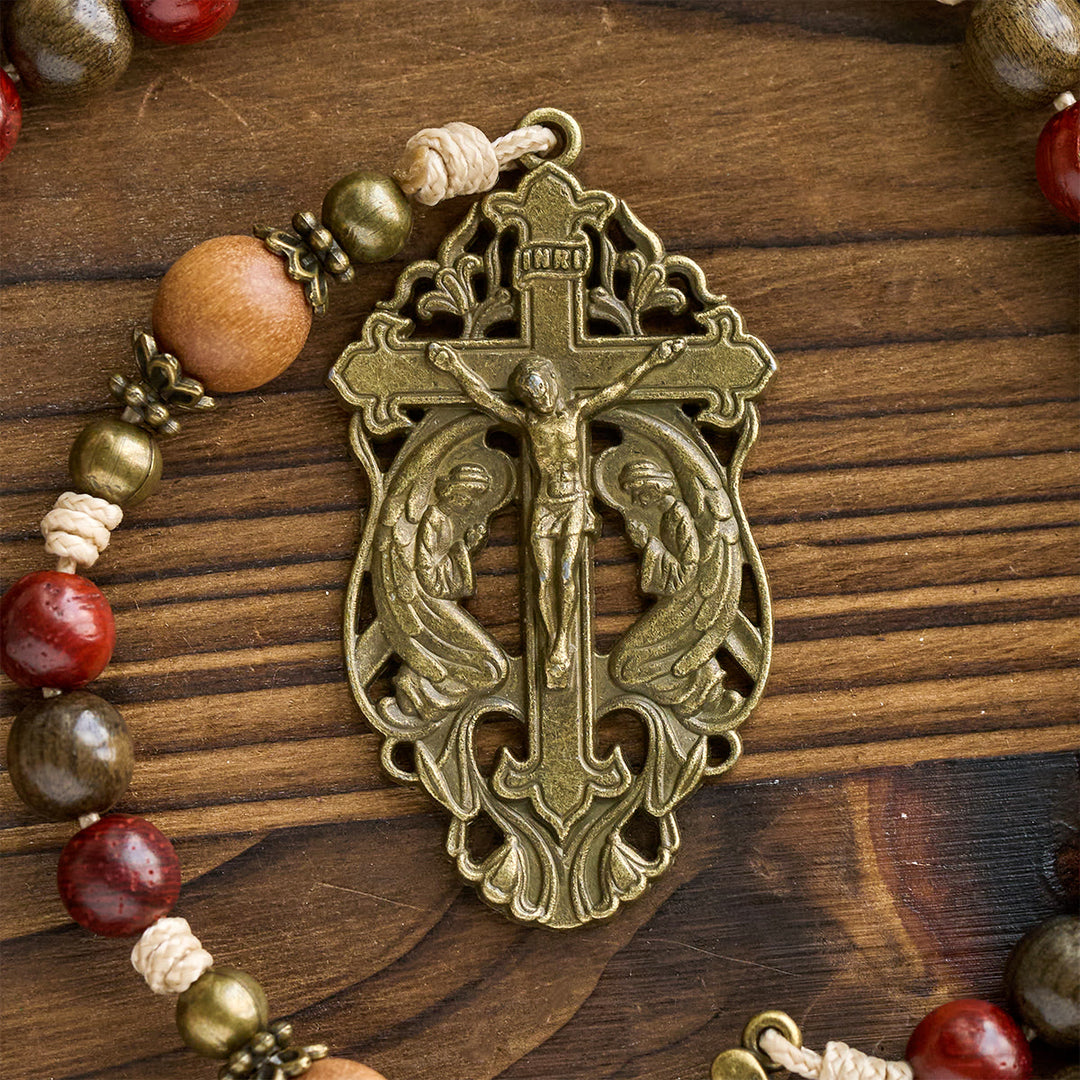 Christianartworkshop Traditioneller Rosenkranz aus Holz im Weihnachtsstil: Erdige Perlen und Bronze-Kruzifix - image 9