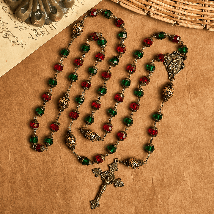 Christianartworkshop Joy of Christmas Rosenkranz mit festlichen Perlen in Rot und Grün mit der Jungfrau Maria - image 5