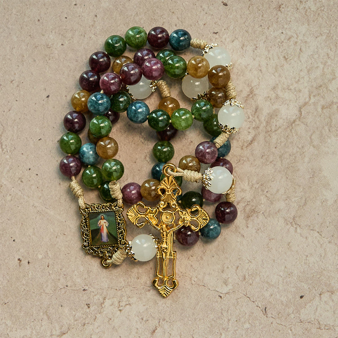 Christianartworkshop Rosenkranz aus bunten Turmalinperlen mit quadratischer Göttlicher Barmherzigkeit und goldenem Kruzifix - image 4
