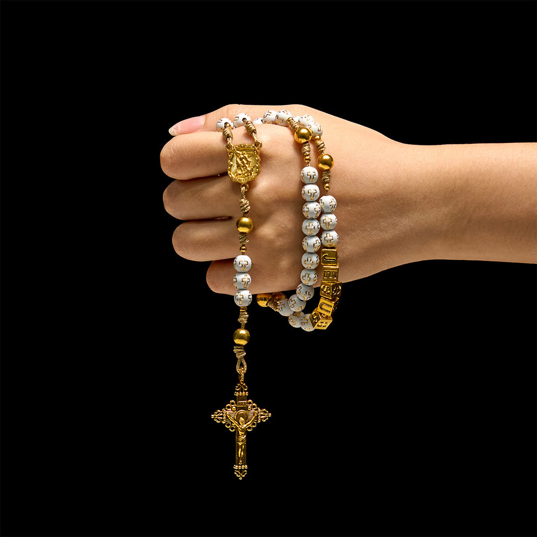 Christianartworkshop Elfenbeinfarbener Rosenkranz mit goldenen Kreuzperlen, verziert mit dem Heiligen Michael und einem personalisierten Jesus-Brief - image 2