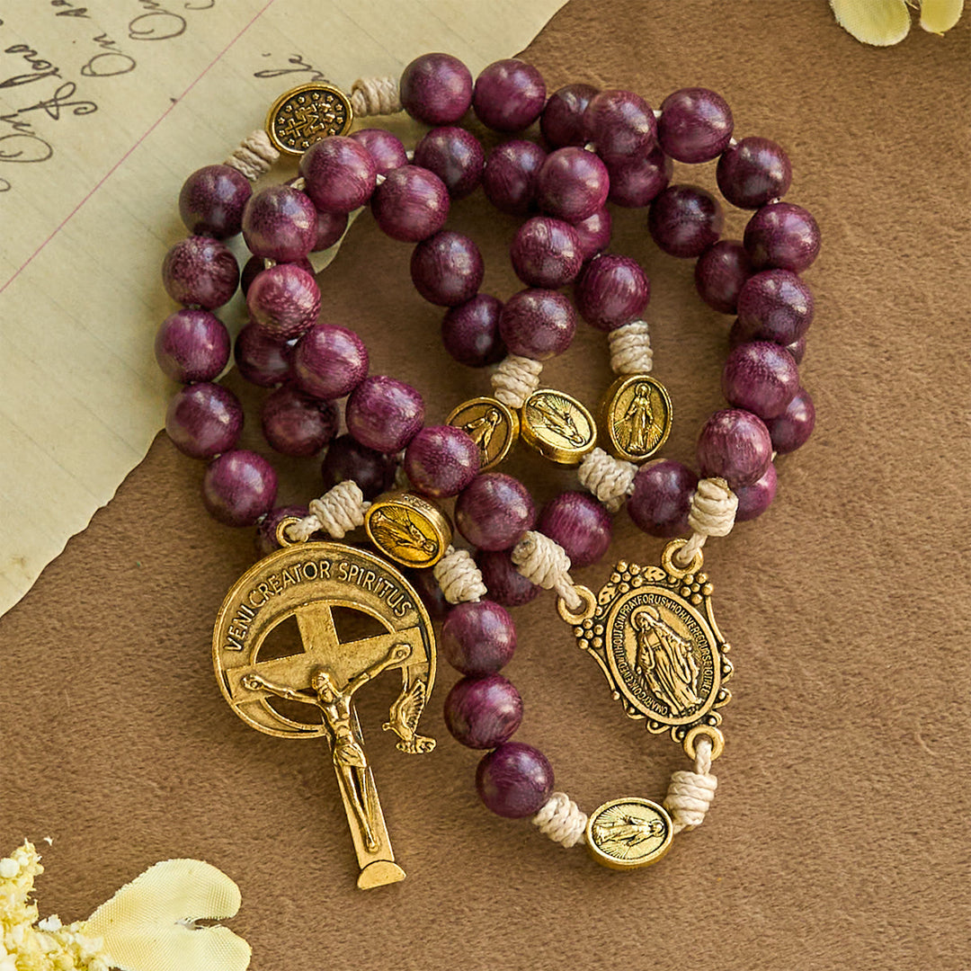 Christianartworkshop Marienschutz-Rosenkranz in Lila-Gold mit verziertem Heiligenschein-Kruzifix: Königliche Töne des Glaubens - image 2
