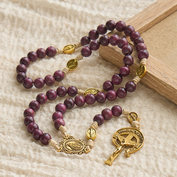 Christianartworkshop Marienschutz-Rosenkranz in Lila-Gold mit verziertem Heiligenschein-Kruzifix: Königliche Töne des Glaubens - image 4
