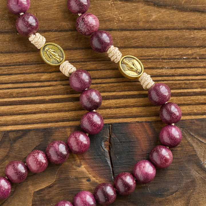 Christianartworkshop Marienschutz-Rosenkranz in Lila-Gold mit verziertem Heiligenschein-Kruzifix: Königliche Töne des Glaubens - image 6
