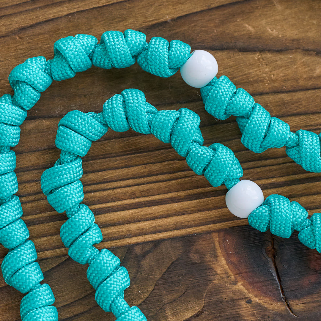 Christianartworkshop Leuchtender türkisfarbener Rosenkranz mit Guadalupe-Kamee: Starker Griff, heiliger Fokus - image 6