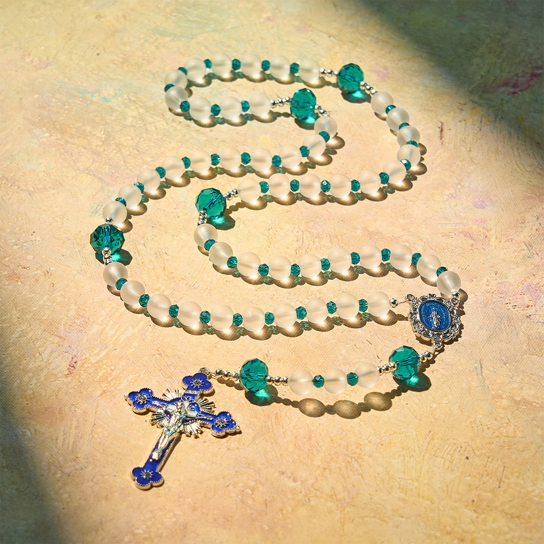 Christianartworkshop Rosenkranz aus mattiertem weißem Glas im Ozeanblau-Stil mit Kruzifix und Unserer Lieben Frau - image 6