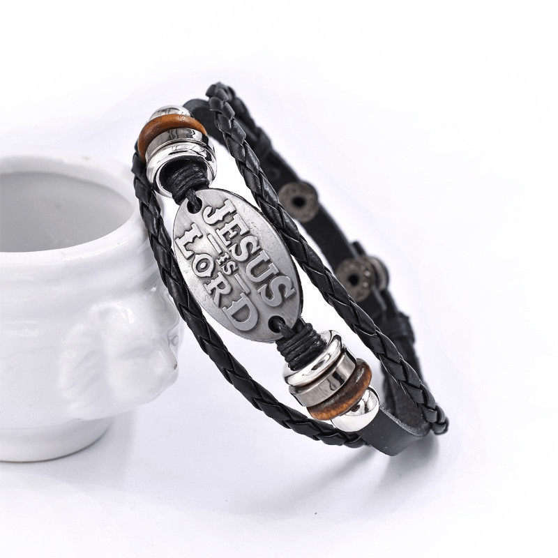 Schwarzes geflochtenes Lederarmband von Christianartworkshop mit der Inschrift „JESUS ​​IST HERR“. - image 5