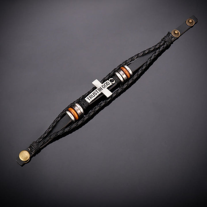 Christianartworkshop Schwarzes geflochtenes Lederarmband mit Kreuz und Aufschrift „TRUST IN GOD“ - image 5