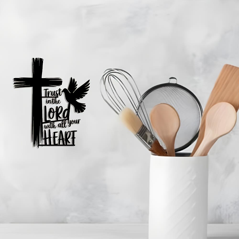 Christianartworkshop Wanddekoration mit Kreuz und Taube aus schwarzem Metall mit der Schrift „Trust in the Lord“ - image 4