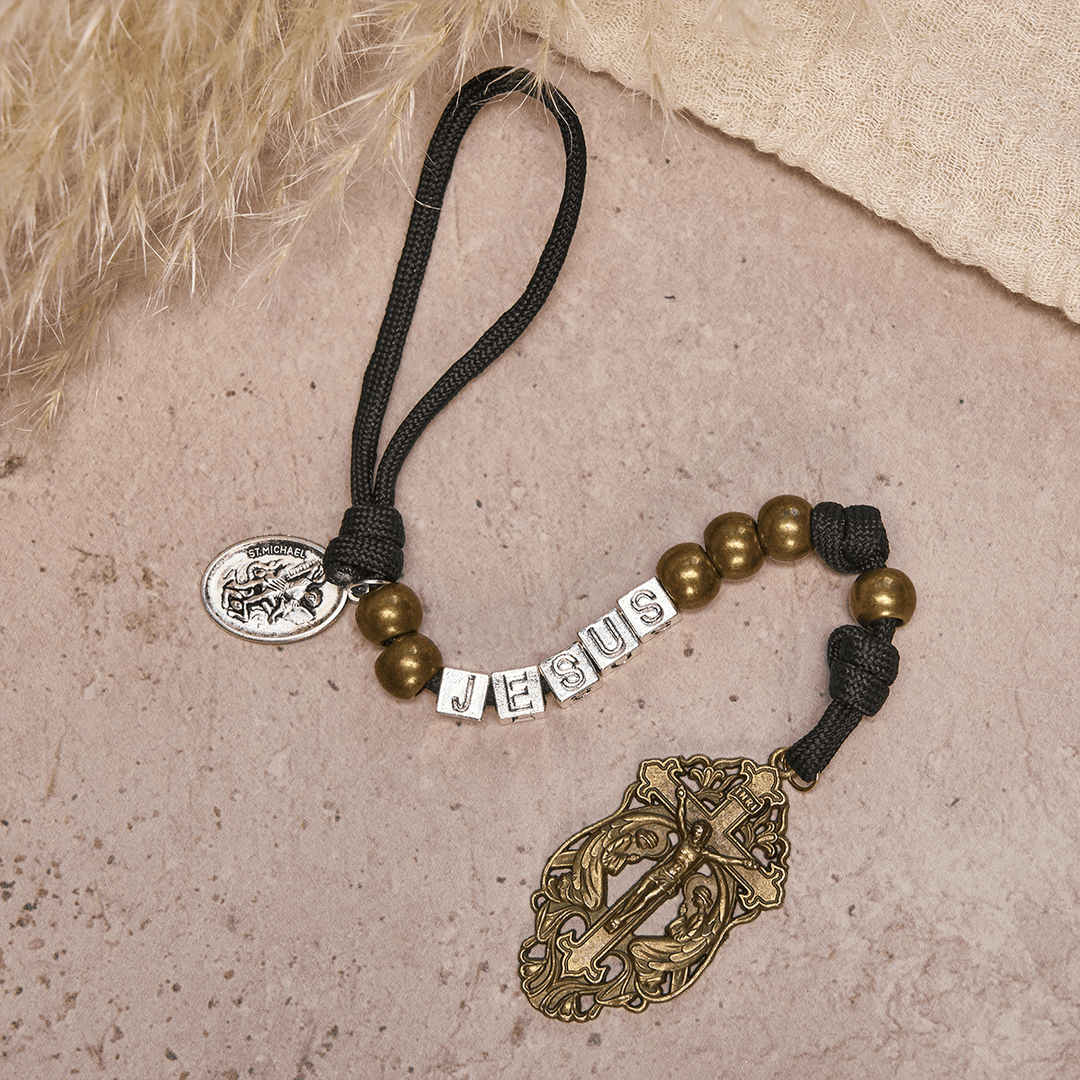 Christianartworkshop Minimalistischer schwarzer robuster Taschenrosenkranz mit St. Michael und personalisiertem JESUS-Brief - image 3