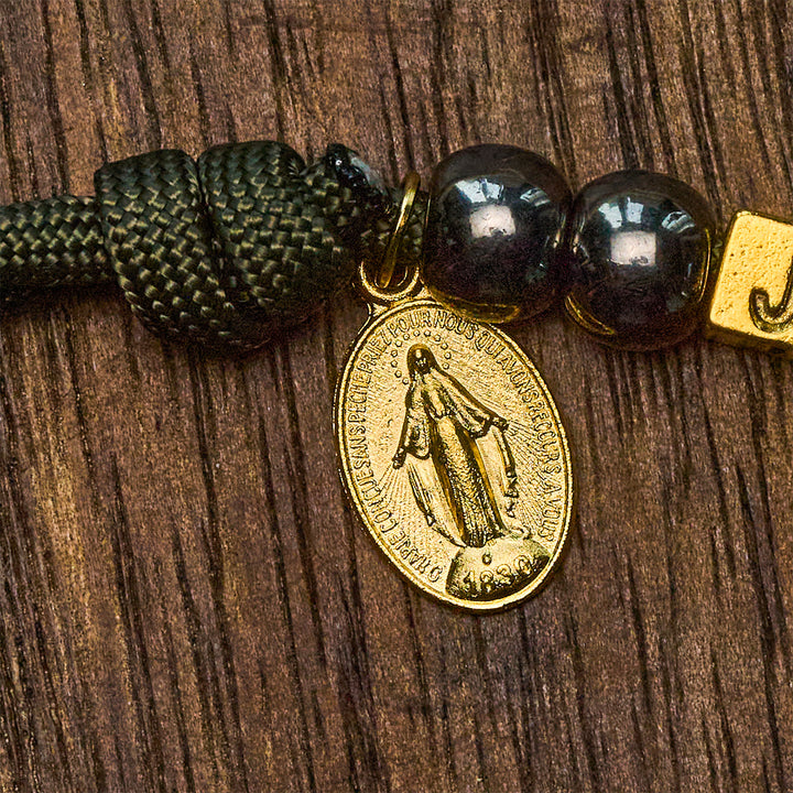 Christianartworkshop Hämatit-ähnliche Perlen Kompakter Gebetsrosenkranz für die Hosentasche mit Kruzifix & personalisiertem JESUS-Brief - image 8