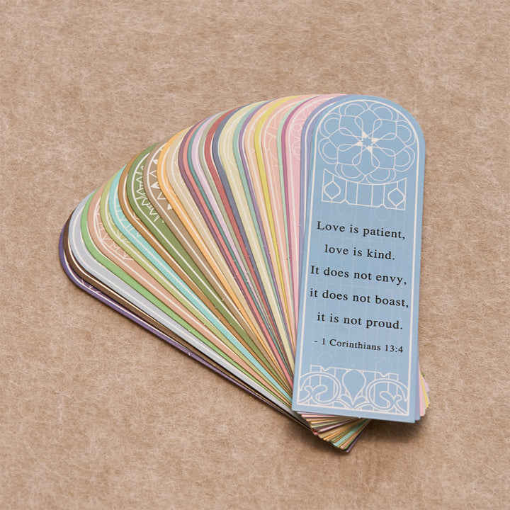 Christianartworkshop Rotgoldenes Kreuz-Segensset mit Madonna und Gallenstein-Rosenkranz: Lebe in Liebe - image 5