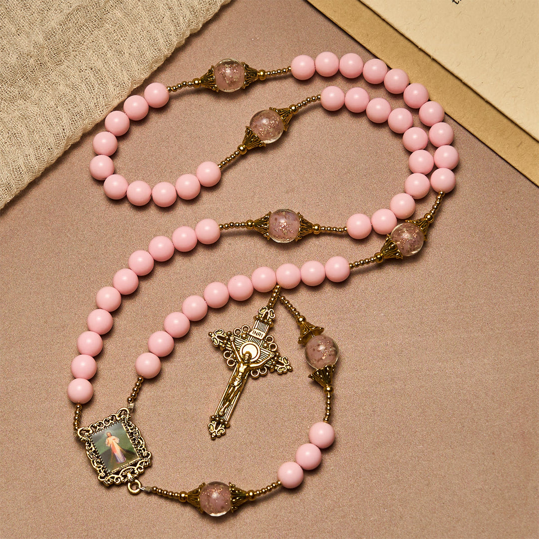 Eleganter Rosenkranz mit rosa Perlen und der Göttlichen Barmherzigkeit für spirituellen Trost von Christianartworkshop - image 3