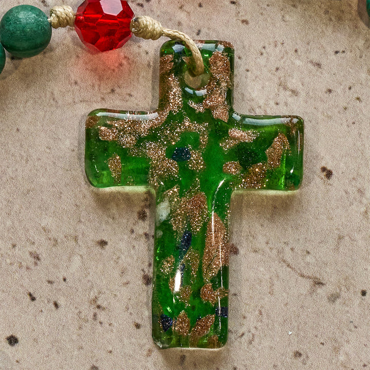 Weihnachtsgeschenk von Christianartworkshop: Rosenkranz aus grünem, gemustertem Stein für andächtiges Gebet: Grün-goldenes Glaskreuz - image 13