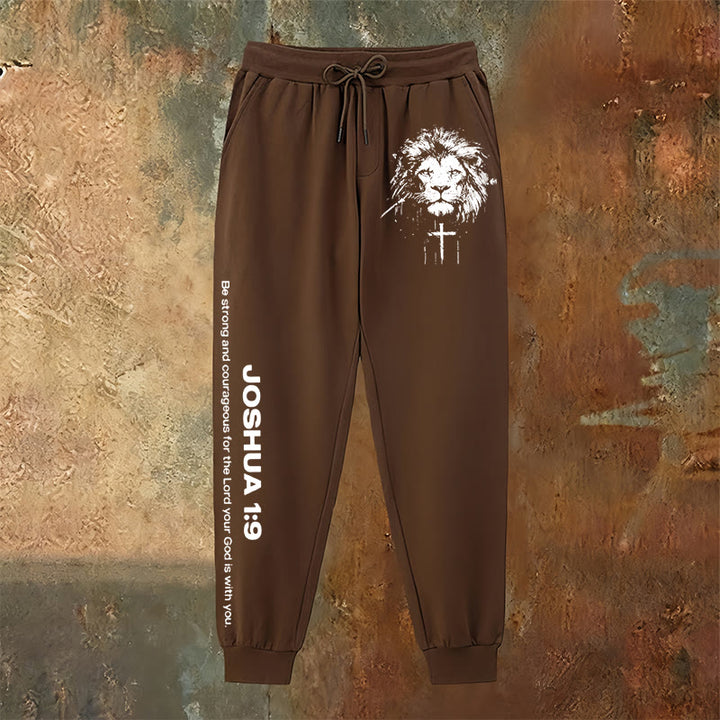 Christianartworkshop Lion of Judah Jogginghose: Josua 1:9 Vers in Kohle - image 18