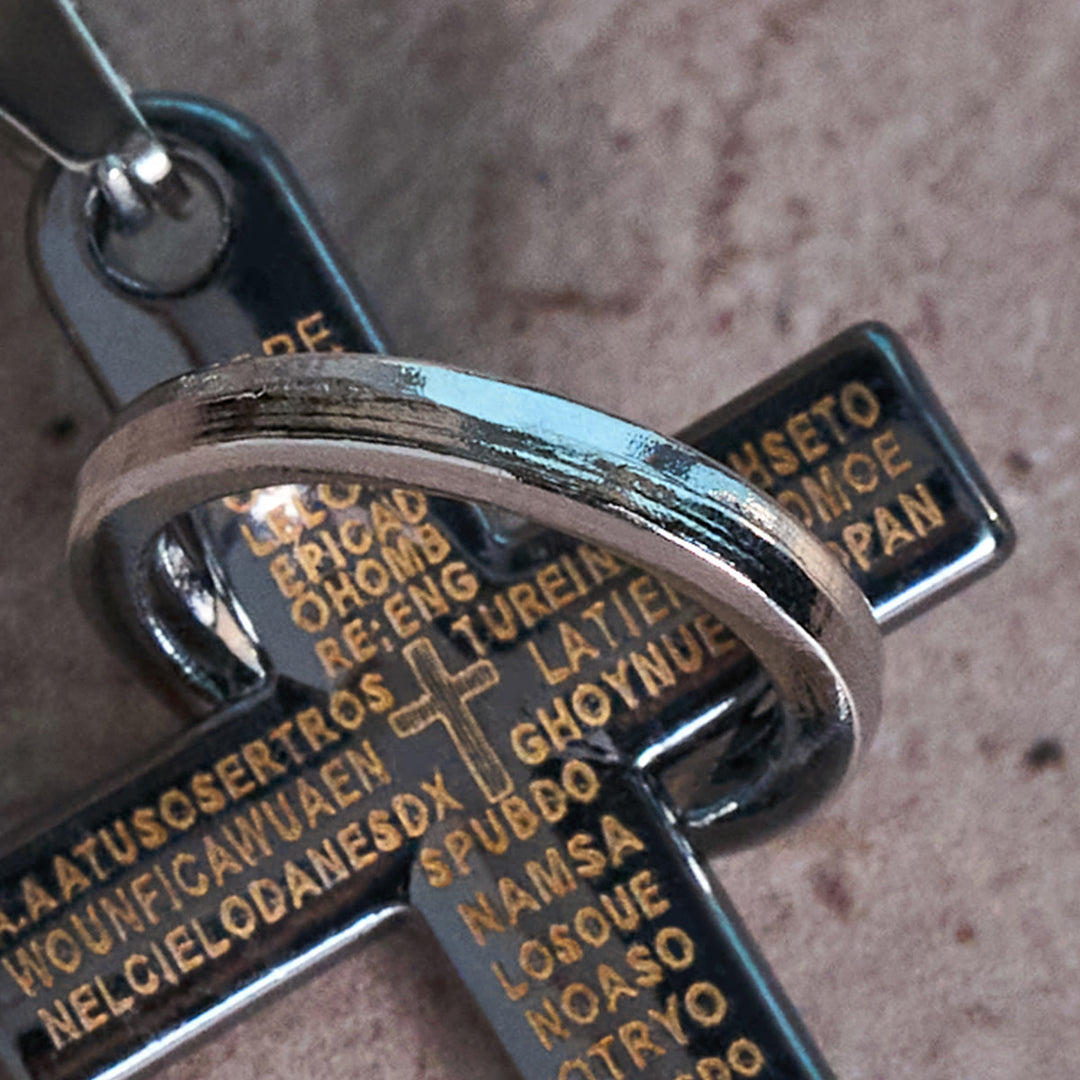 Christianartworkshop Halskette mit Anhänger in Form eines Vaterunsers und ineinandergreifendem Ringkreuz: Ausdrucksstarkes Design, tiefgründige Bedeutung - image 4