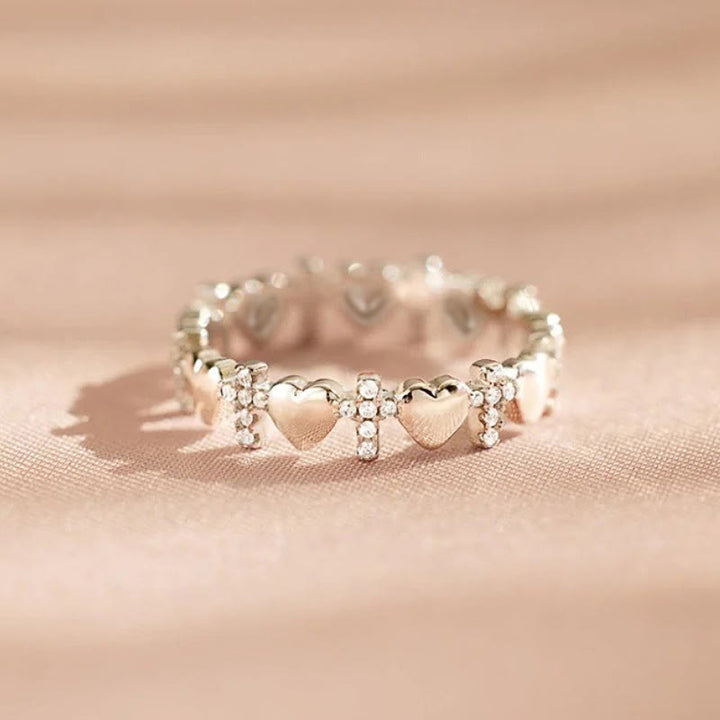 Christianartworkshop Herz- und Zirkon-Glaubensring: Minimalistische Eleganz mit spiritueller Bedeutung - image 3