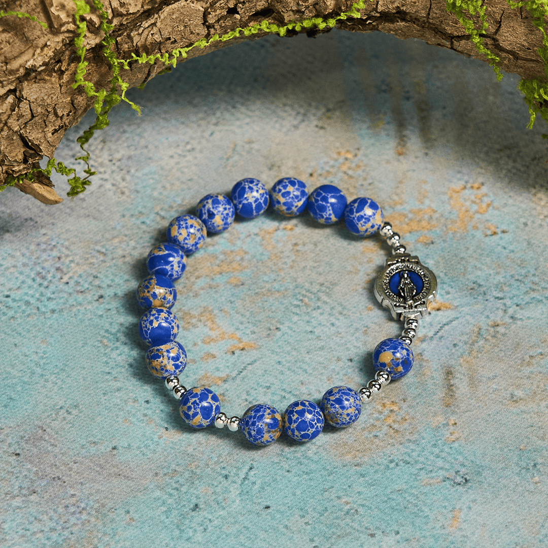 Christianartworkshop Blaues Marienarmband aus Kaiserstein: Ein Zeichen des Gebets und des Friedens - Handgelenkumfang: 13–16 cm - image 0