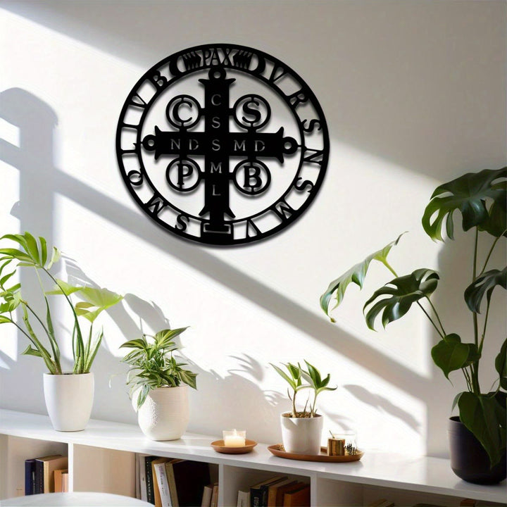 Christianartworkshop Künstlerische Wanddekoration aus Metall: St.-Benedikt-Kreuz – Stilvoller Glaube für Ihre Wände - image 3