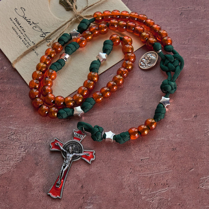 Christliche Rosenkranzkette aus bernsteinfarbenen Perlen und grünem Paracord mit Medaille der Heiligen Familie von Christianartworkshop - image 5