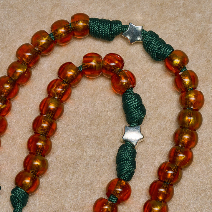 Christliche Rosenkranzkette aus bernsteinfarbenen Perlen und grünem Paracord mit Medaille der Heiligen Familie von Christianartworkshop - image 11