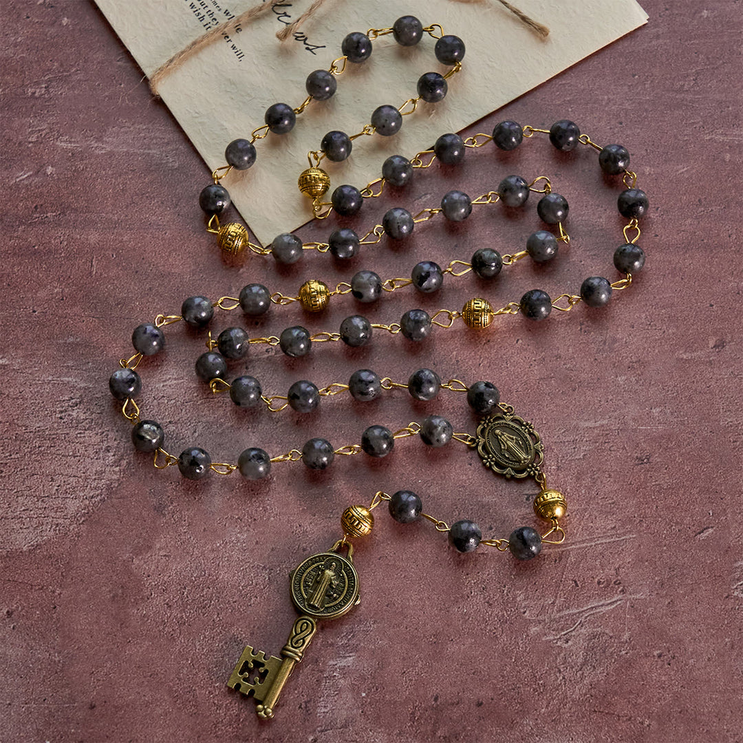 Wundermedaille und Benediktsschlüssel von Christianartworkshop, 8 mm runder schwarzer Stein, Legierungskette, Rosenkranz - image 3