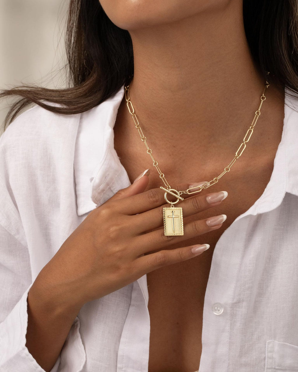 Kreuzanhänger-Halskette von Christianartworkshop: Tägliche Erinnerung an den Glauben & Kunsthandwerk für Gläubige - image 1