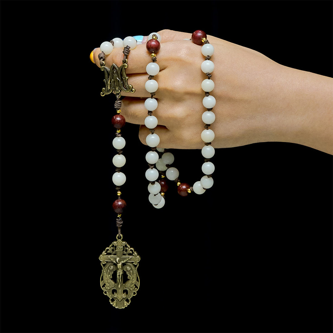 Christianartworkshop Rosenkranz „Heilige Harmonie“ aus weißem Bodhi-Holz und braunem Holz mit antiker Marienfigur - Unsere Liebe Frau und das Kruzifix - image 0