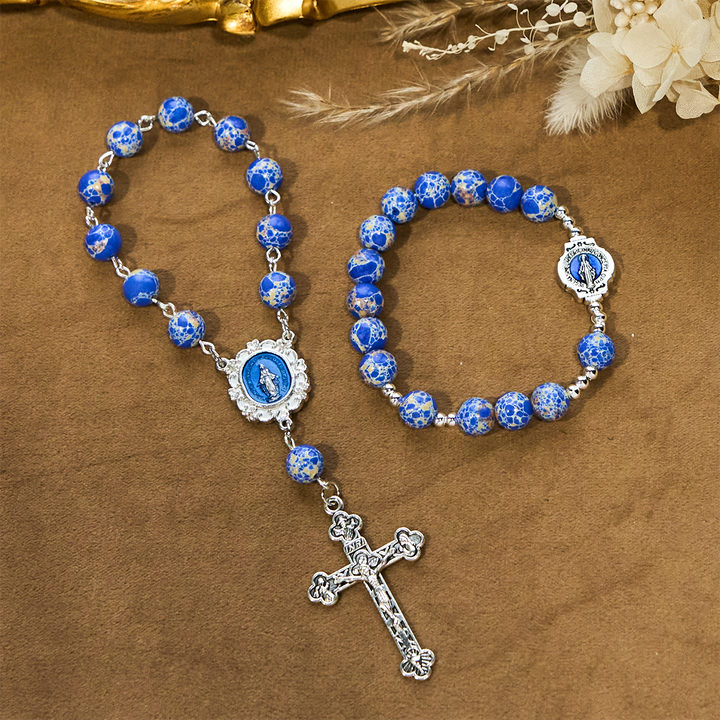 Christianartworkshop Rosenkranz und Armband aus königsblauen Steinperlen: Gnade, geführt von Marias Hand - image 0