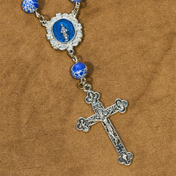 Christianartworkshop Rosenkranz und Armband aus königsblauen Steinperlen: Gnade, geführt von Marias Hand - image 4