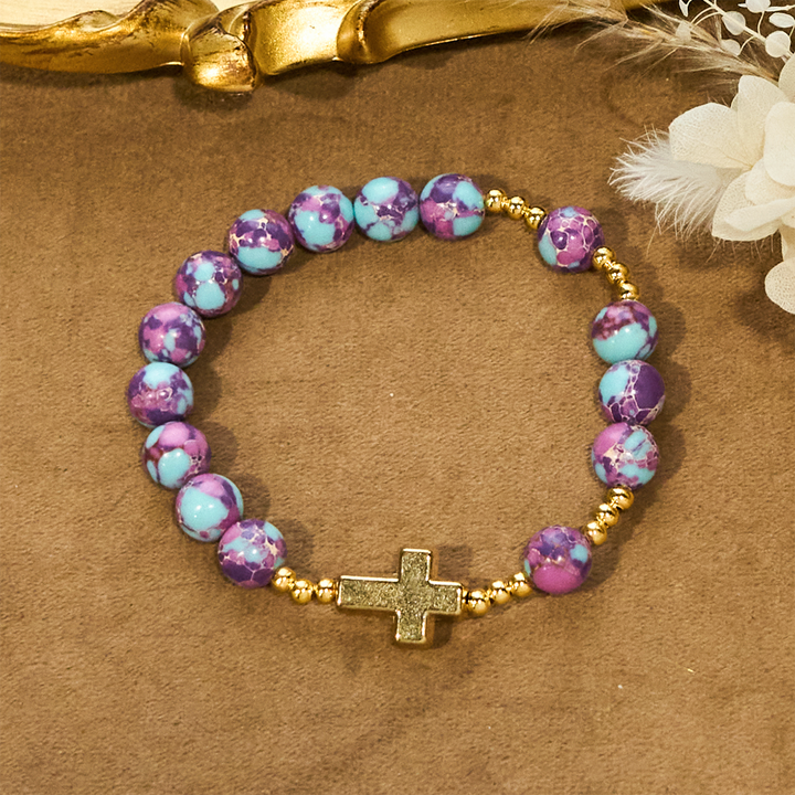 Christianartworkshop Lila Marienarmband aus Kaiserstein mit goldenem Kreuz: Andacht mit Stil - image 2