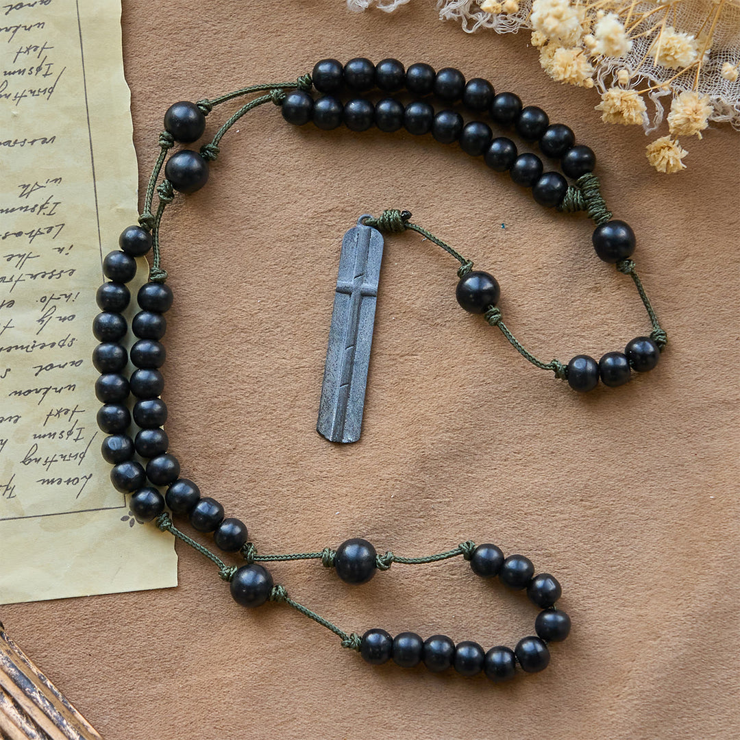 Christianartworkshop Rustikal-modernes Kreuz aus 7 mm runden Naturholzperlen, geflochtene Kette, Rosenkranz - image 2