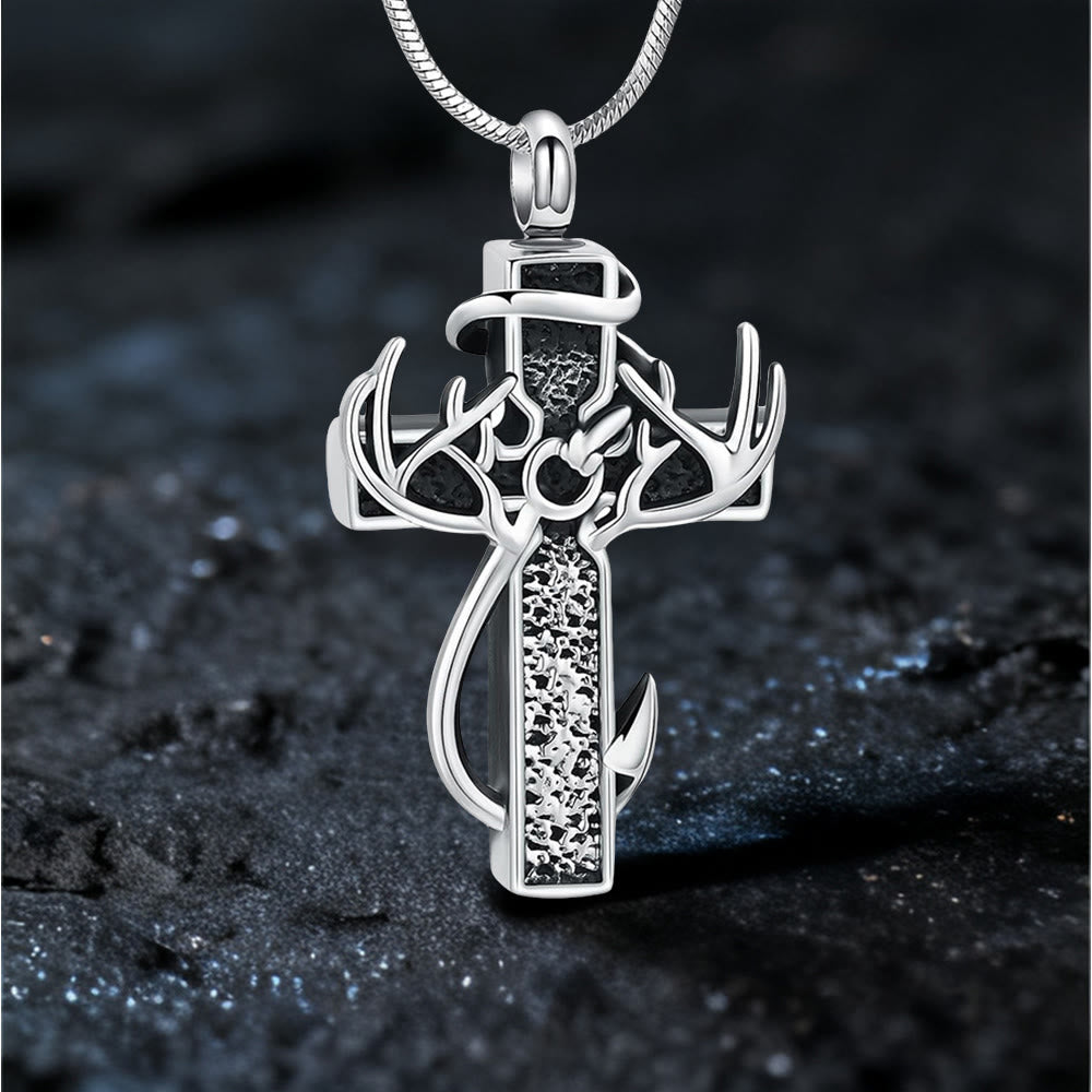 Christianartworkshop Jagd- und Angelkreuz-Anhänger-Halskette: Glaube und spirituelle Hingabe in der Natur - Silber & Schwarz - image 0