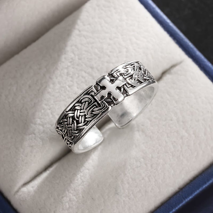 Christianartworkshop Keltischer Kreuzring: Zeitloser Glaube & kunstvolle Hingabe - image 4