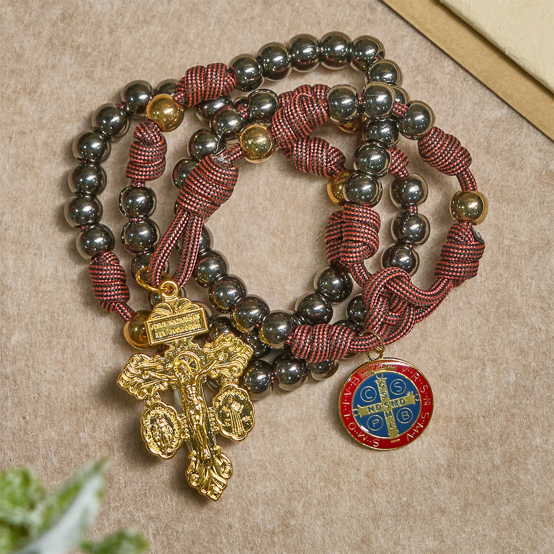 Christianartworkshop Rosenkranz aus bronzefarbenen Perlen mit Vergebungskreuz und St.-Benedikt-Verzierungen - image 7